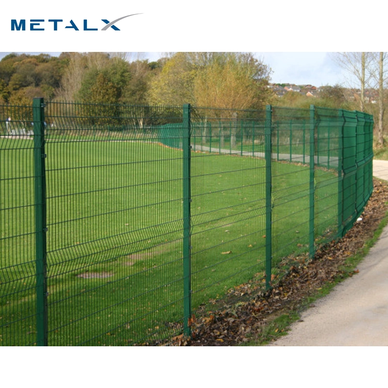 2023 New Design High Security and Pratical Pig Bending Triangular Wire Mesh Fence for Farm