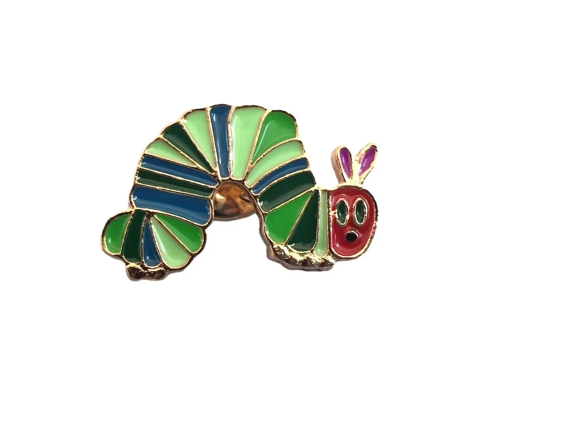 Factory Customized Fashion Quality Gold and Silver Plated Metal Alloy Brooch Badge Accessories Wholesale/Supplier Custom Made Green Plant Black Cat Enamel Lapel Pin