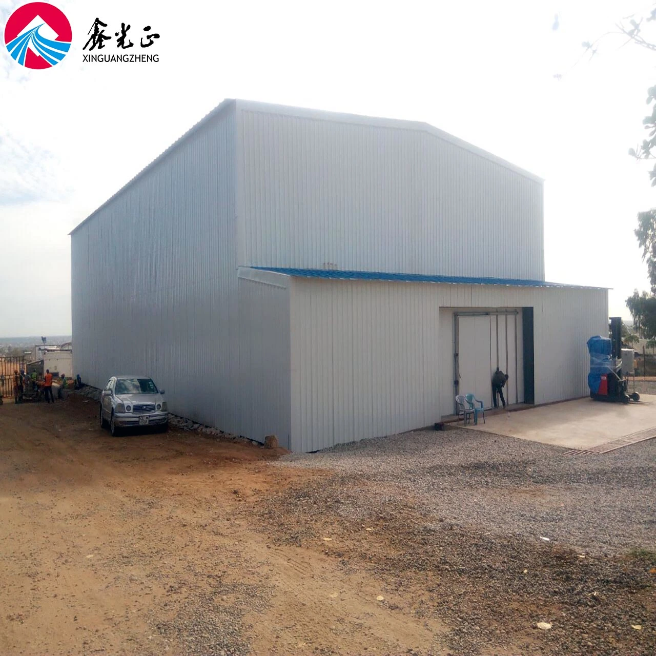 Steel Structure Warehouse with Length of 50 Meters and Width of 30 Meters.