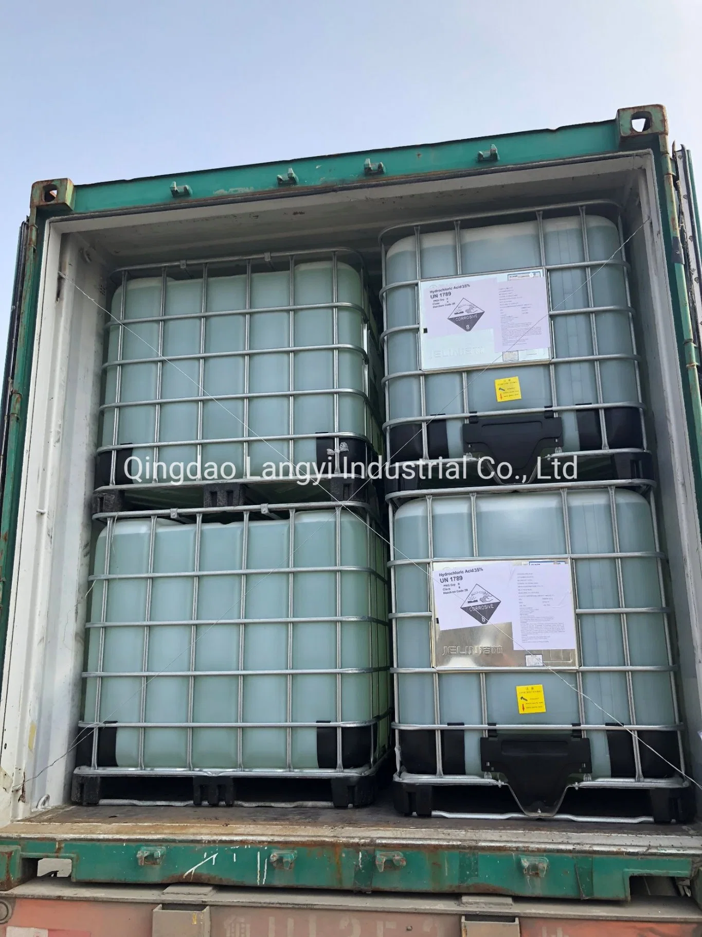 China NaOH Flüssige Natriumhydroxid-Lösung Verpackung in IBC Liquid Alkali