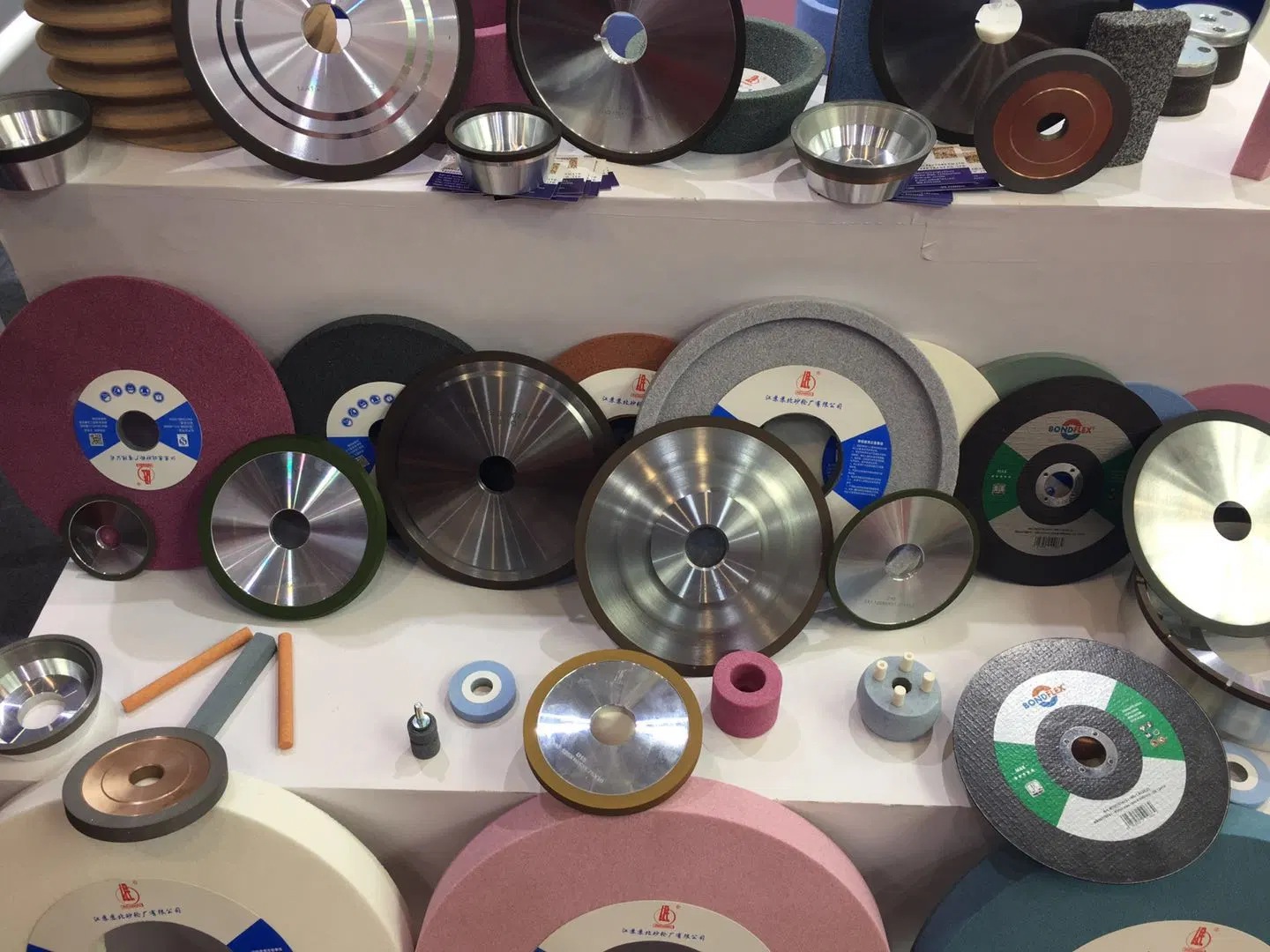 Diamond & CBN Grinding Wheels, Abrasives and Superabrasives Tools