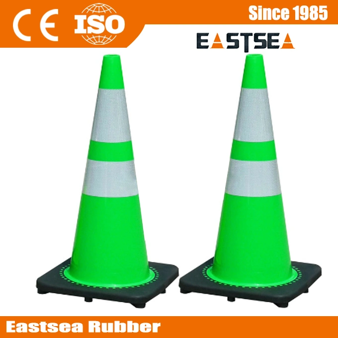 Cono de tráfico de plástico PVC reflectante en color verde lima