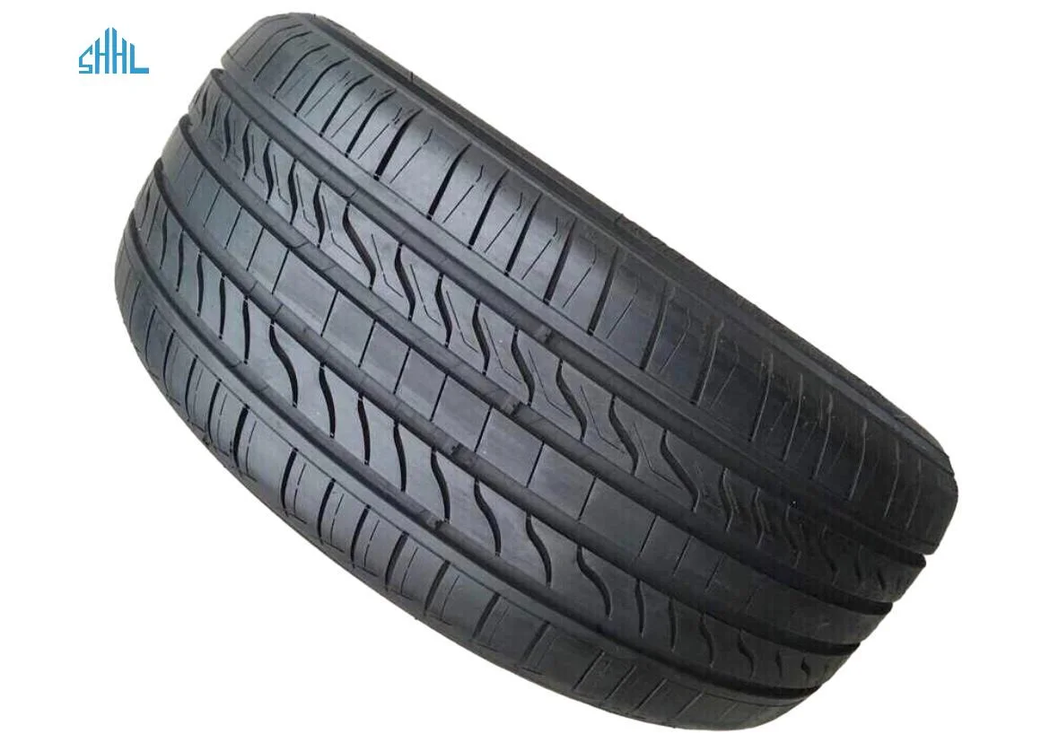 عجلات السيارة ذات العجلات الأمامية المشتركة 235/65R18 235/70R16 245/55R19 بالنسبة للسيارات الشتوية الإطارات شاحنة الإطارات غير الممهدة