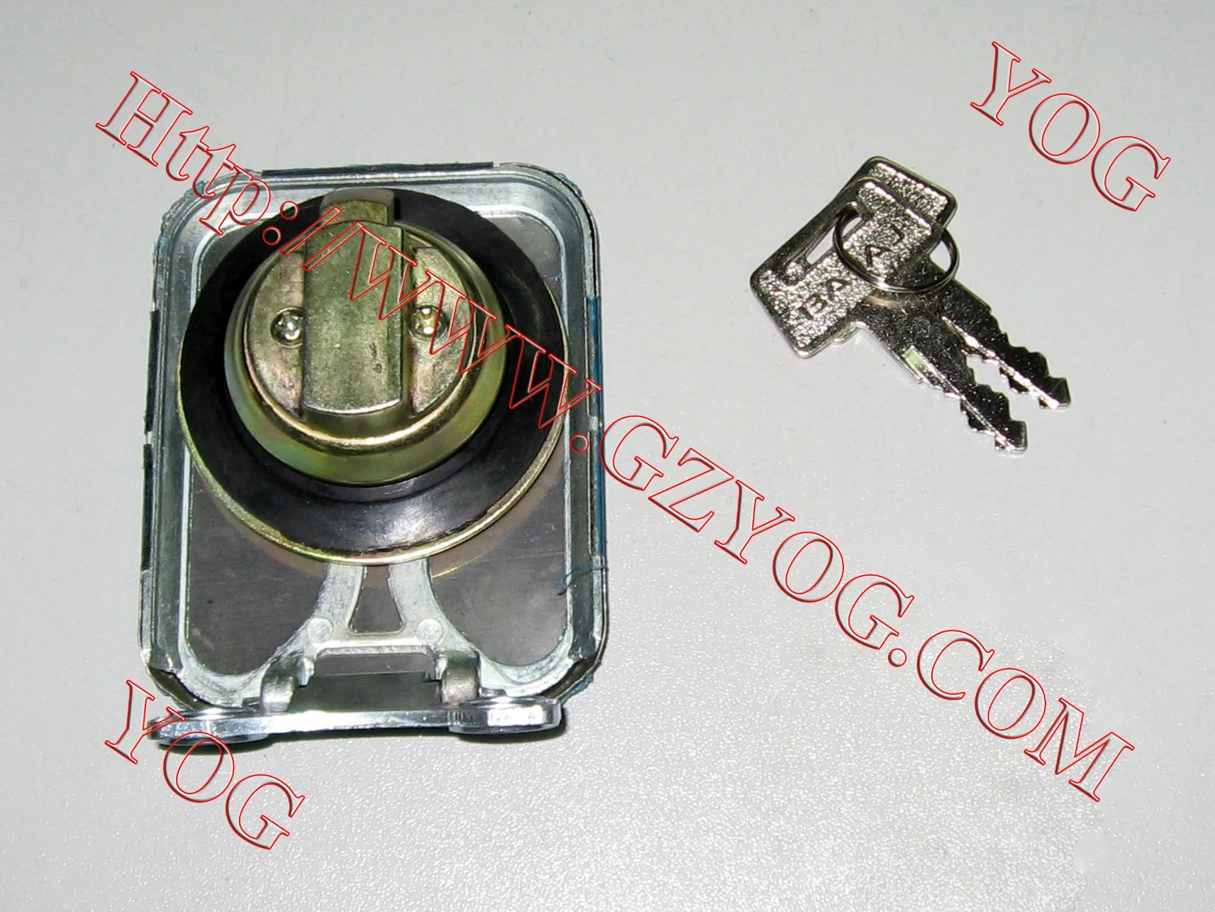 Motorcycle Spare Parts Motorcycle Tank Lock Ignition Switch Ax100 Bajaj Boxer Bm150