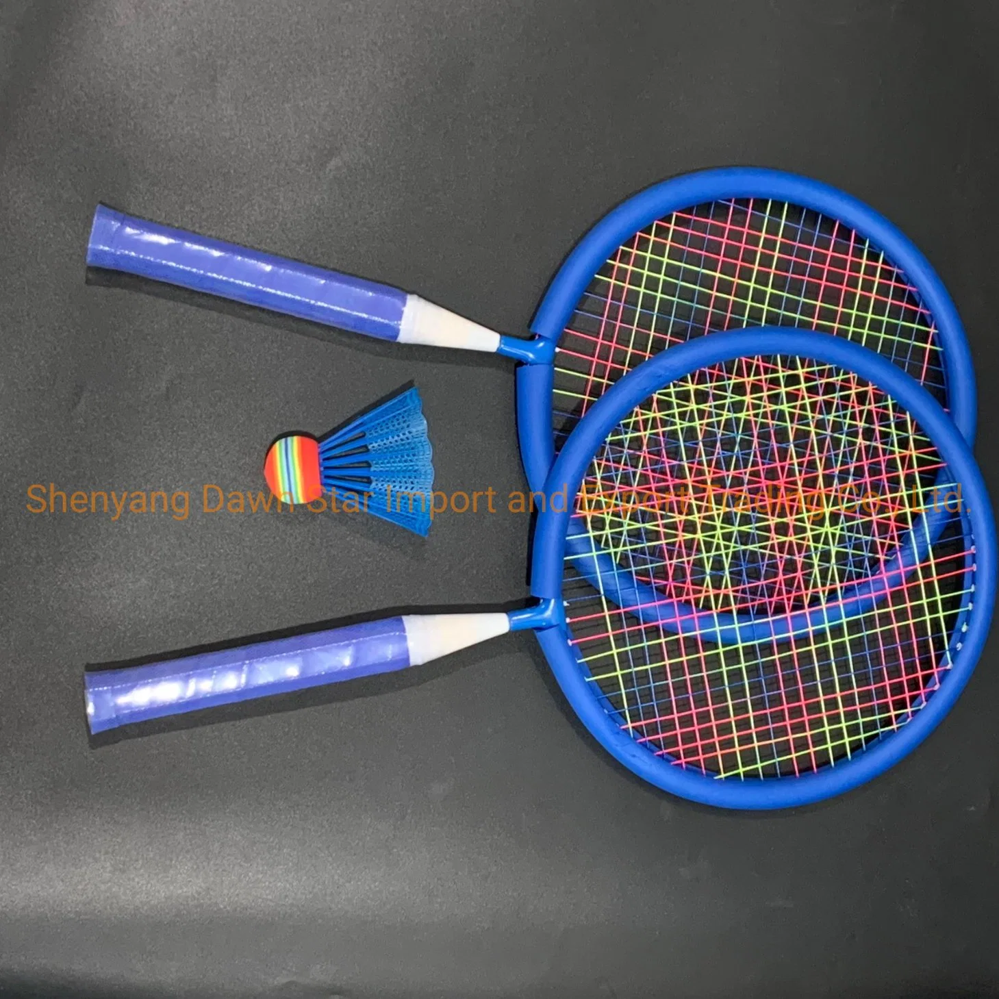 Venda por grosso de venda quente barato crianças Ferro Badminton Racket Definir Kids Sport Brinquedos