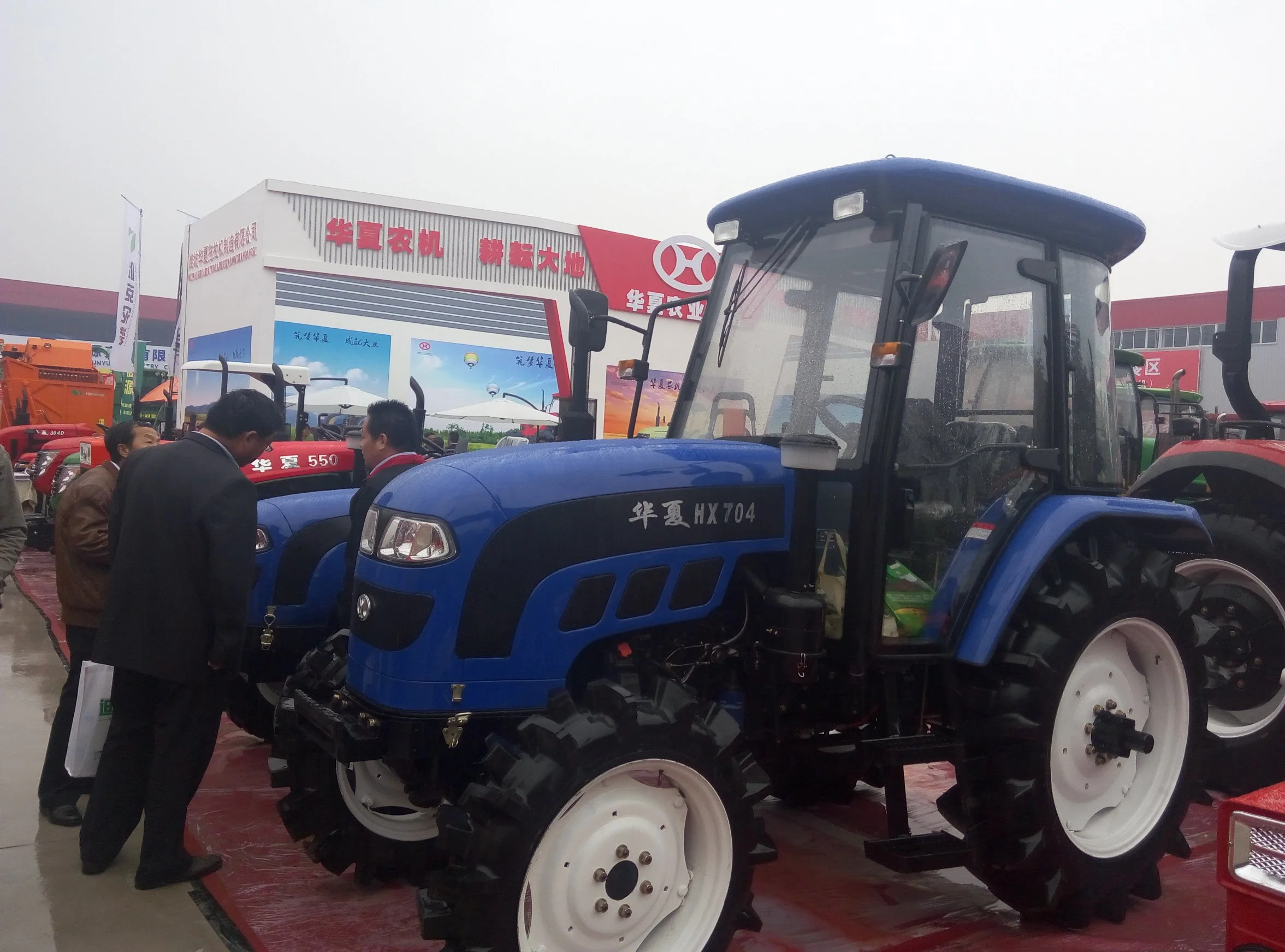 Factory Directly Supply Good Year Tire Tractor It Implements Price Use Tb Chassis in Italy