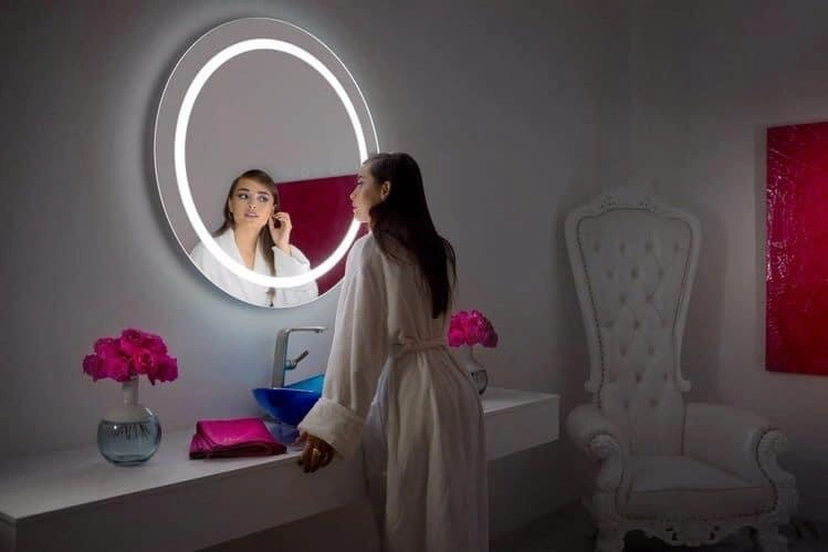 CE/IP44/Rosh with Time Temperature Anti-Fog Wall LED Bathroom Smart Round Mirror