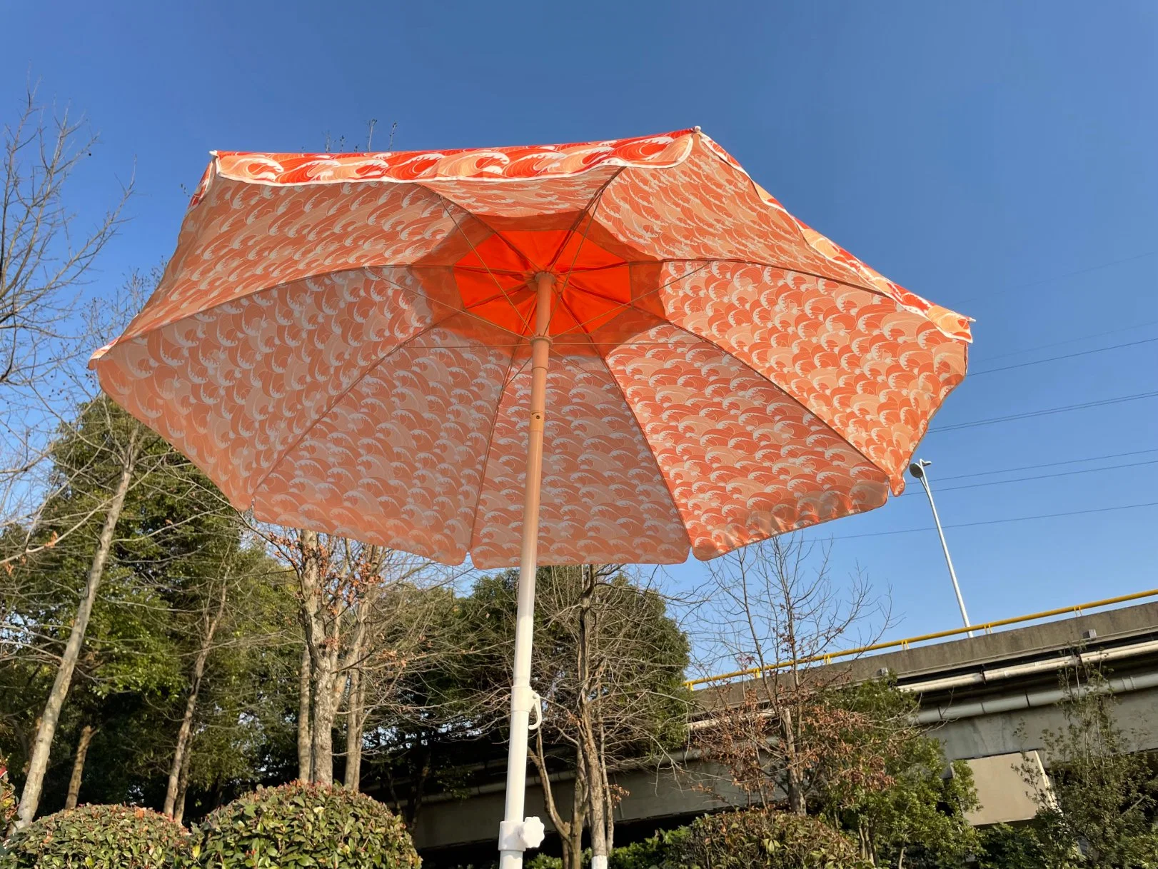 120g Polyester Outdoor Beach Umbrella