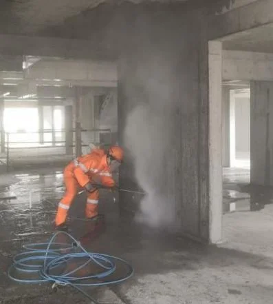 1400bar (20000psi) UHP Machine de nettoyage de l'eau pour la dépose de marquage routier