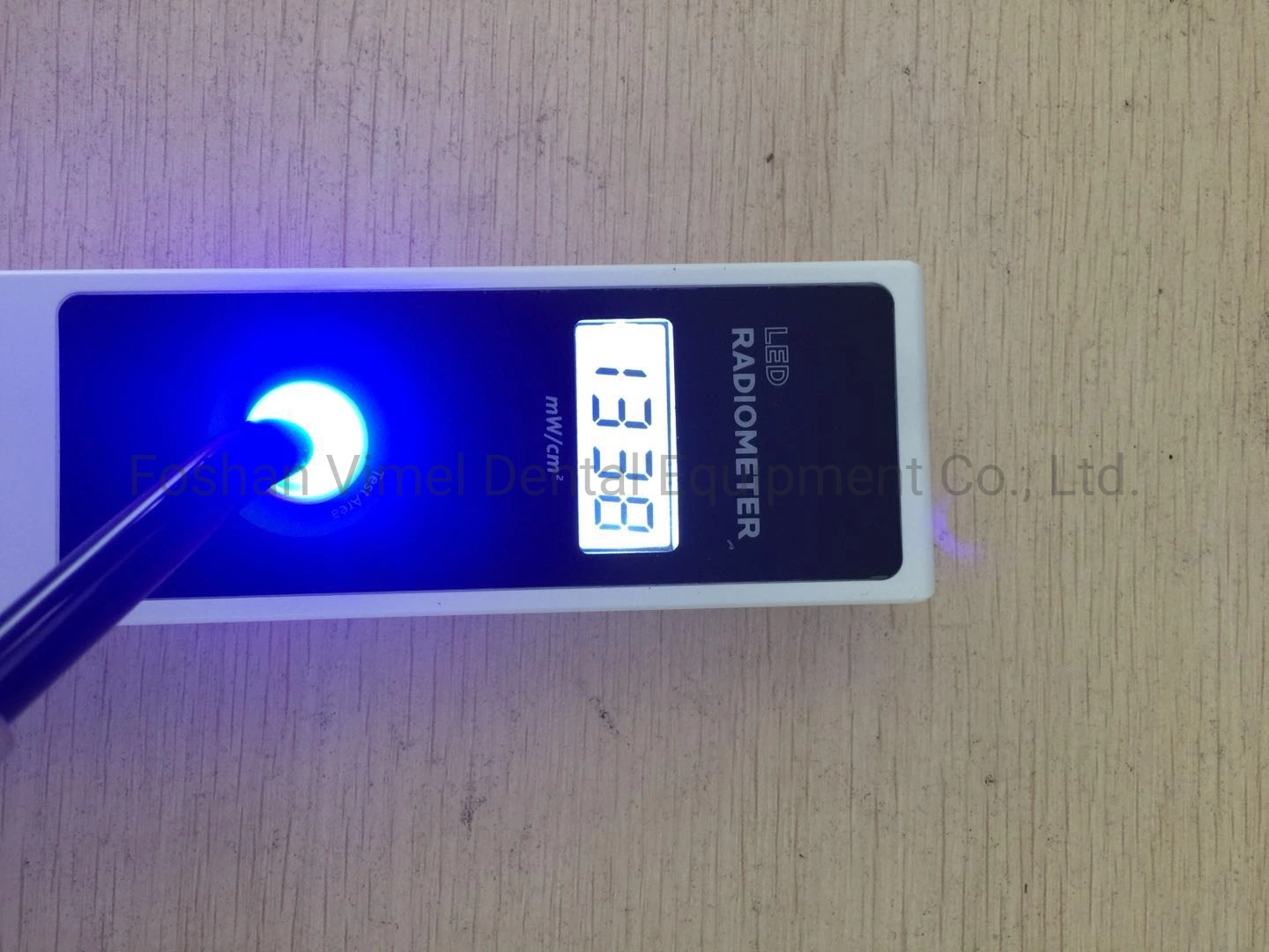 LED dentaire Radiometer Curing Posemètre Testeur d'alimentation Produits dentaires