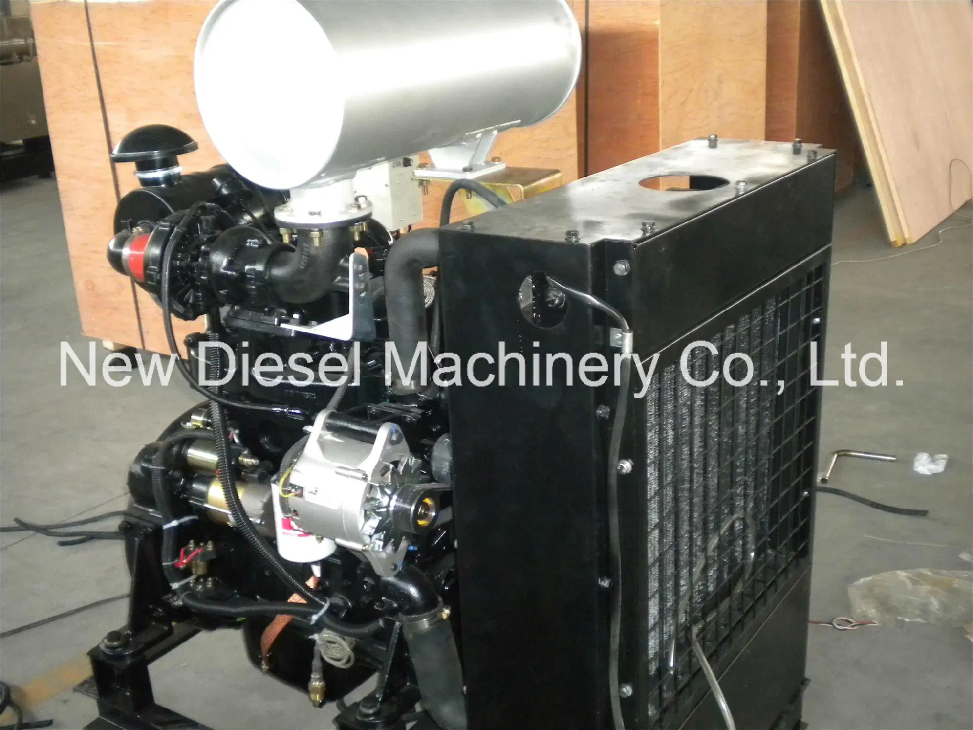 Genius Dcec Diesel Engine (4BT3.9-C100) for Construction Using