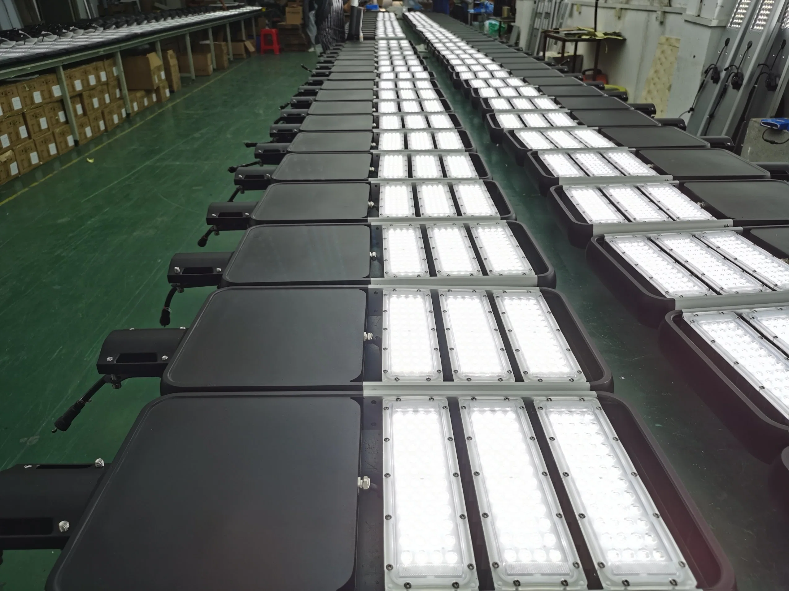 Carton Box Highway Stin or OEM/ODM Outdoor Lighting LED Light