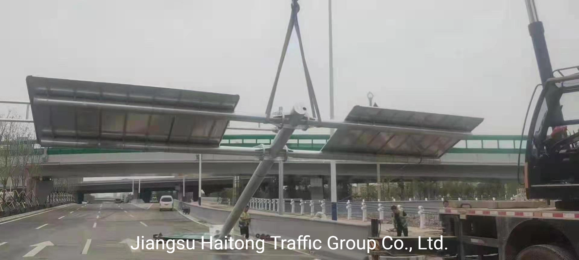 Two Chords Style Hot DIP Galvanized Antifatigue Overhead Traffic Highway High Reflective Sign Structures