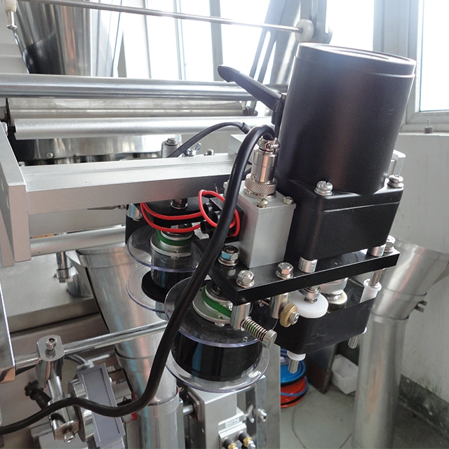 4 Lanes Vertical Liquid Packing Machine