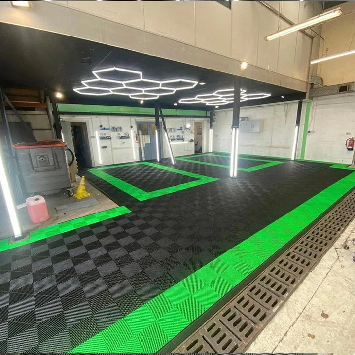 Rigid Modular Anti Slip Car Wash Drainage Plastic PP PVC Interlocking Garage Floor Tile for Car Parking Carwash Garage Flooring