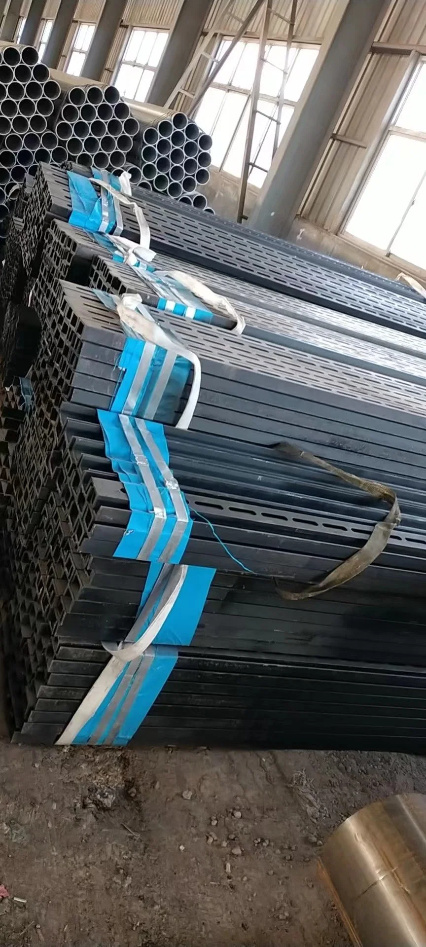 Profil U Type de matériel en acier de canal d'acier brut Structure en acier de canal pour la construction de l'utilisation