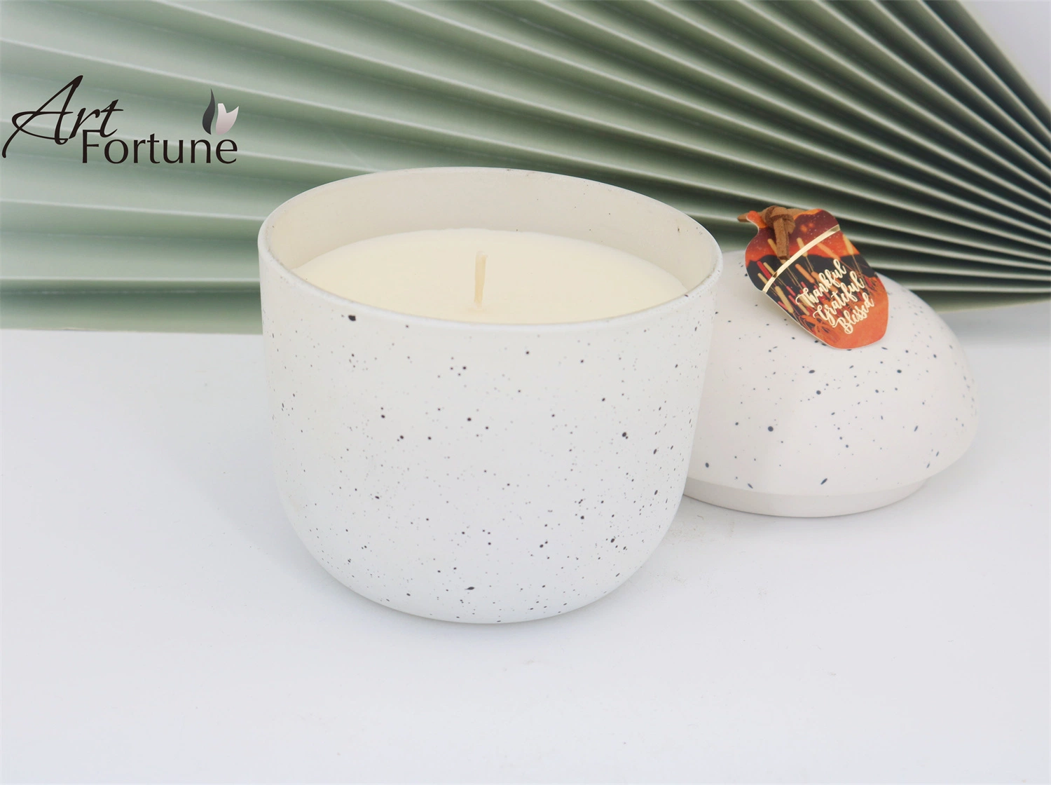 2022 New Design Granary Shape Glass Scented Candle with Ceramic Lid