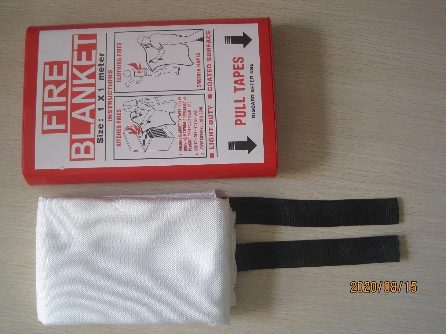 En 1869: 1997 Fiberglass Emergency Fire Blankets