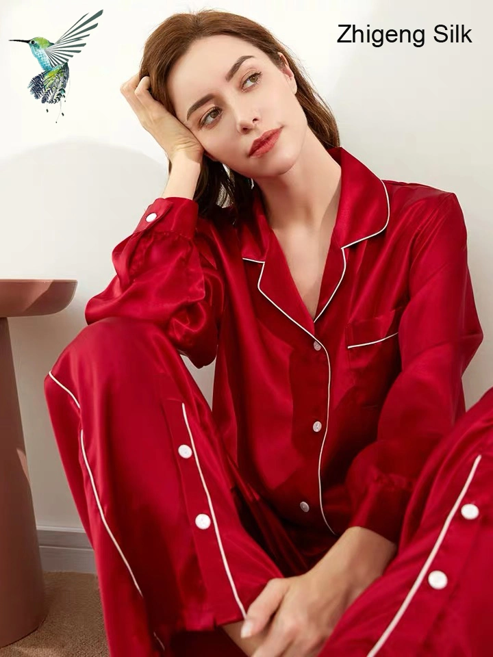 Custom Solid Color Fabric Silk Pajamas for Her