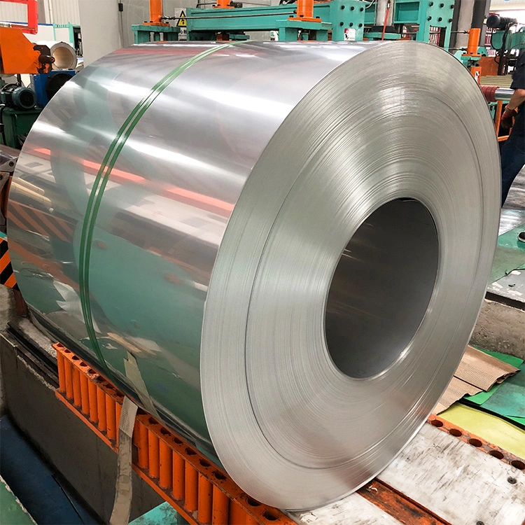 Dekorativer Spiegel mit 316L 310S 420 J2 430 410 4mm mm Stärke Finish Steel Coil Hot Rolled / Kaltgewalzt 0,5 * 1500mm * C 8K Edelstahl Spulenspule Mit Spaltstreifen