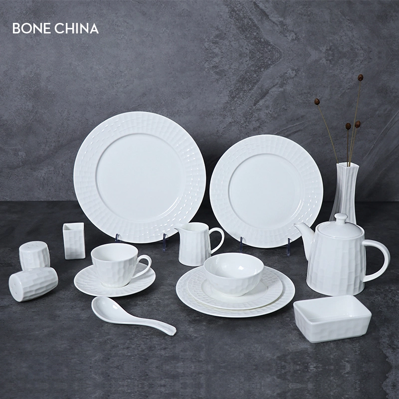 Vaisselle en porcelaine d'os abordable Ensemble de vaisselle en porcelaine pour restaurant de luxe