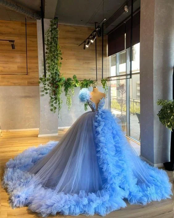 Wine Blue Quinceanera Ball Gowns Ruffles Black Red Tulle Prom Vestido E1989