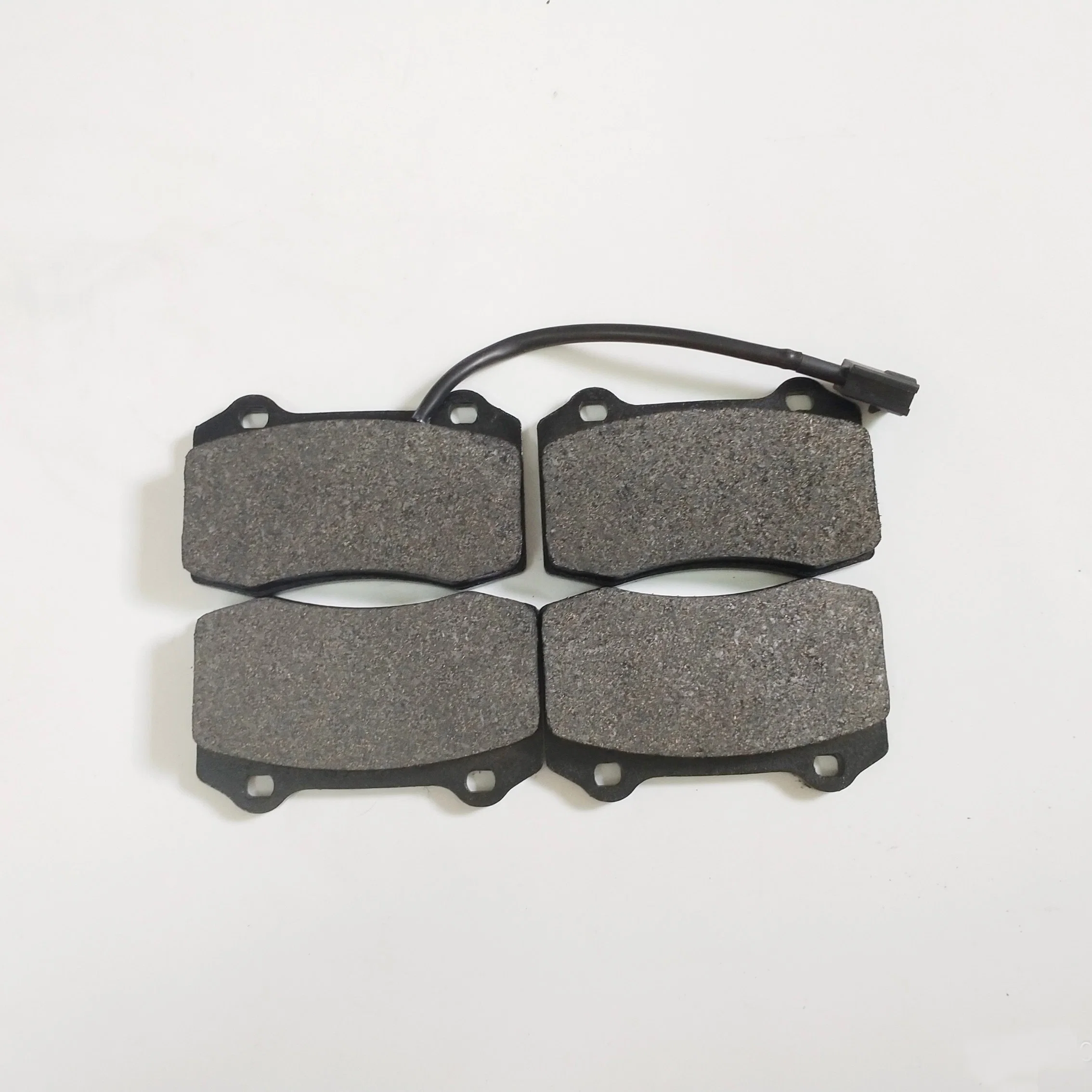 China Auto Parts Front Axle Semi-Metallic/Low-Metal Brake Pads Production Line