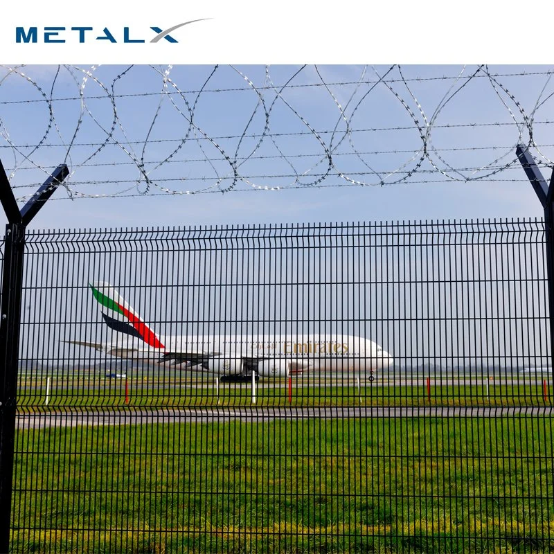 Airport Perimeter Fencing PVC Coated Airport Security Fencing PVC Coated Curved Fence Panels