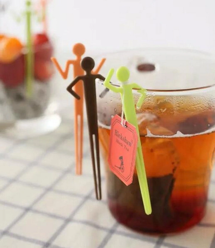 Multifunctional Colorful Plastic Tea Bags Hanging Human Shape Fruit Fork