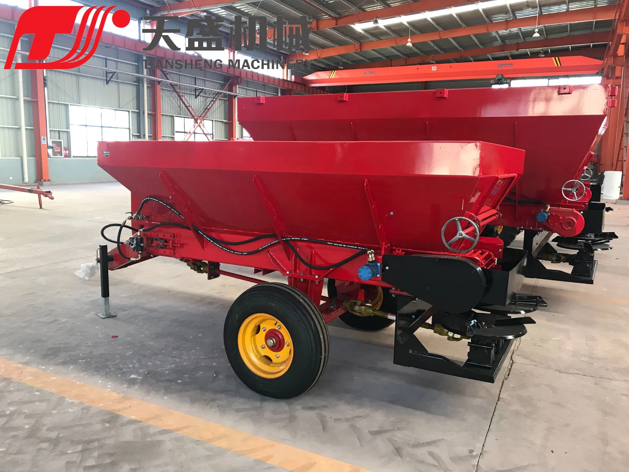 Multi-Function GS Certification Approved Agricultural Machinery Automatic Fertilizer Spreader for 30-60HP Tractor