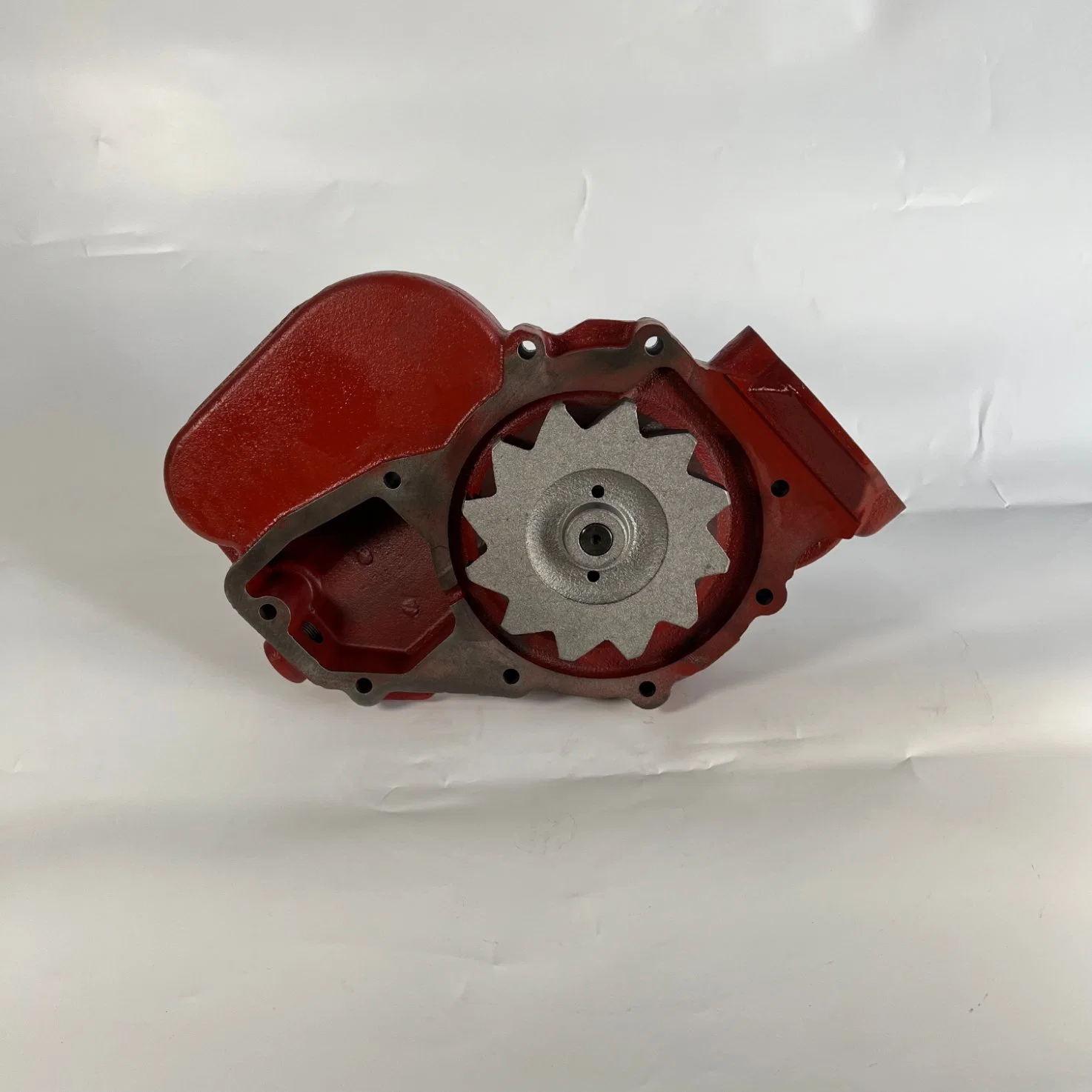 Tata Daewoo Truck Bus Water Pump for Doosan DV15tis Engine Parts