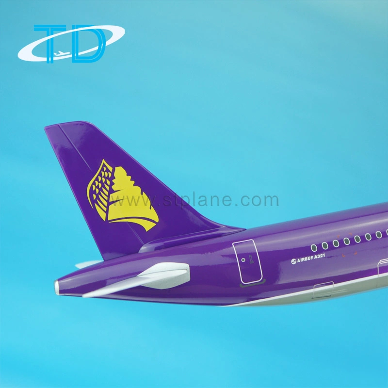 Plano de resina modelo Airbus A321 1: 100 44,5 cm.