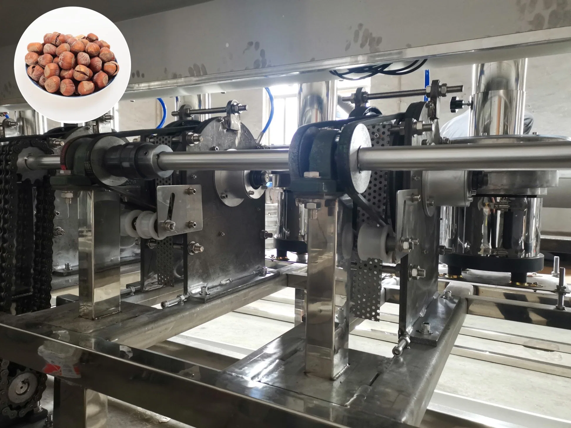 High Efficiency Nuts Hazelnut Sheller Cracker Hazelnut Cracking Machine Food Processing Hot Sale