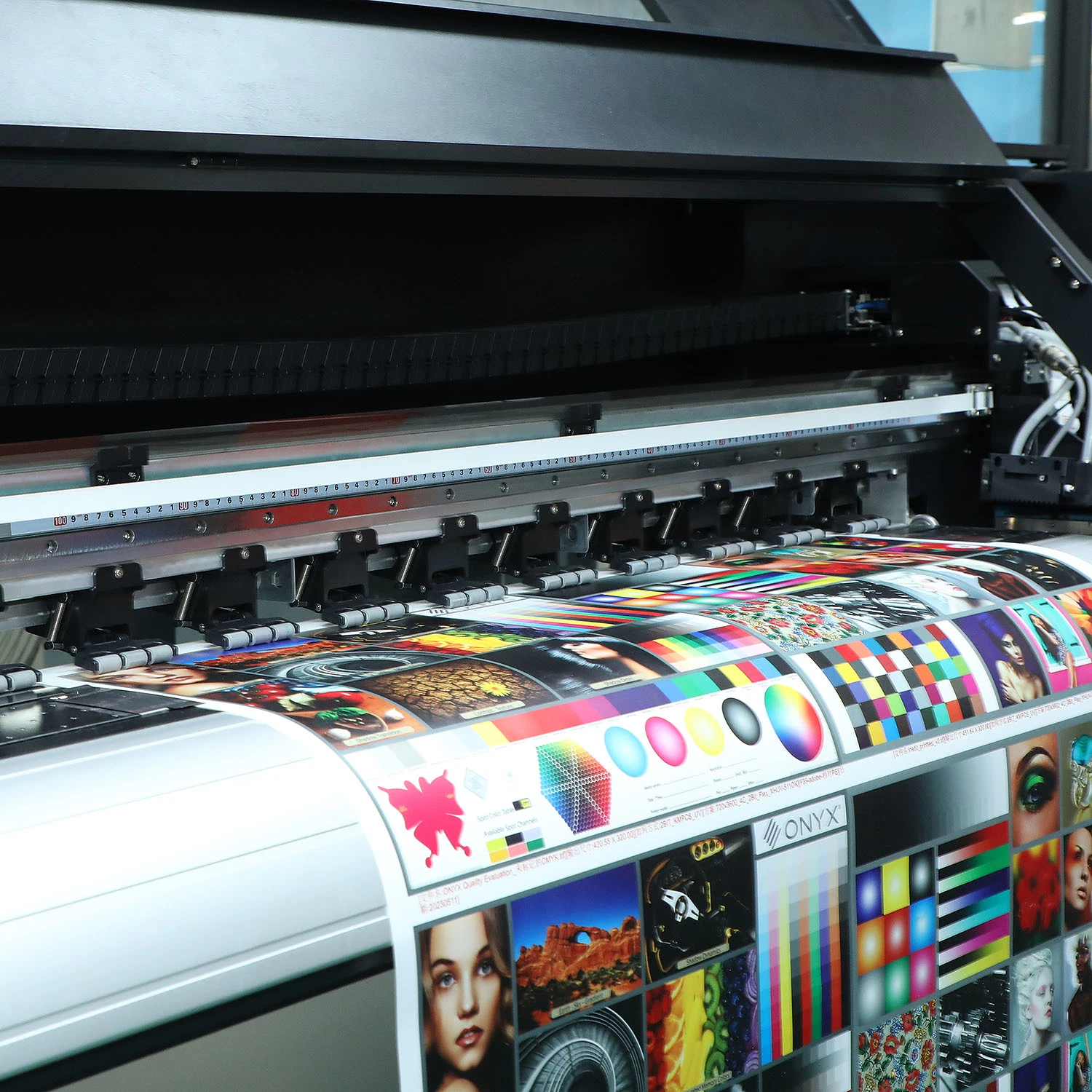 1.8/3.2m UV Printer Roll to Roll I3200heads for Polyester PP PVC Materials Inkjet Printer Digital Printing Machine