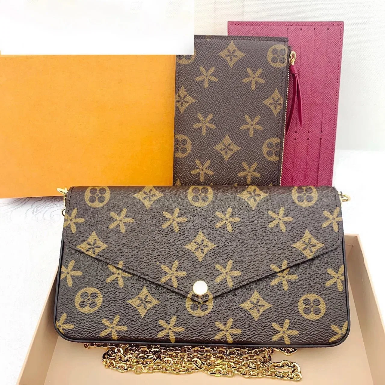 Lady Chain Bag Gold Chain Monogram Clutch Bag Fashion Luxury Brand Replica Handbags for Women