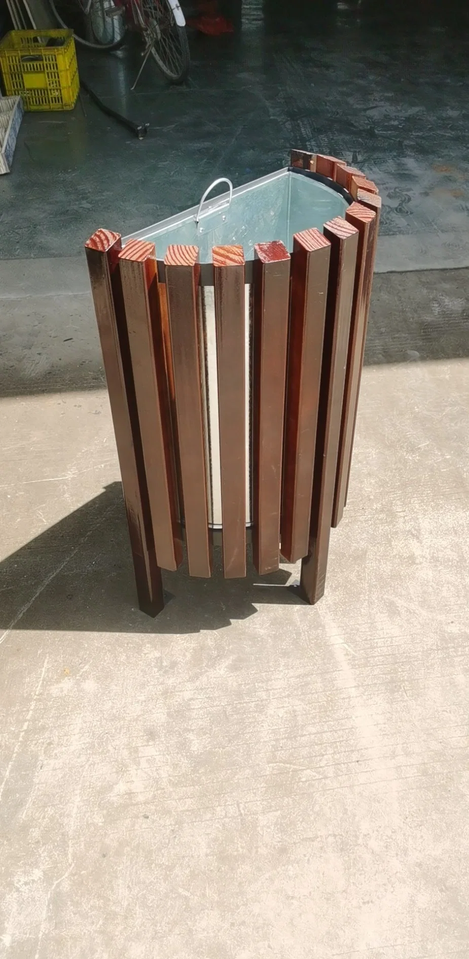 Outdoor Metal Garbage Can Street Furniture Public Waste Container Garden Steel Trash Can