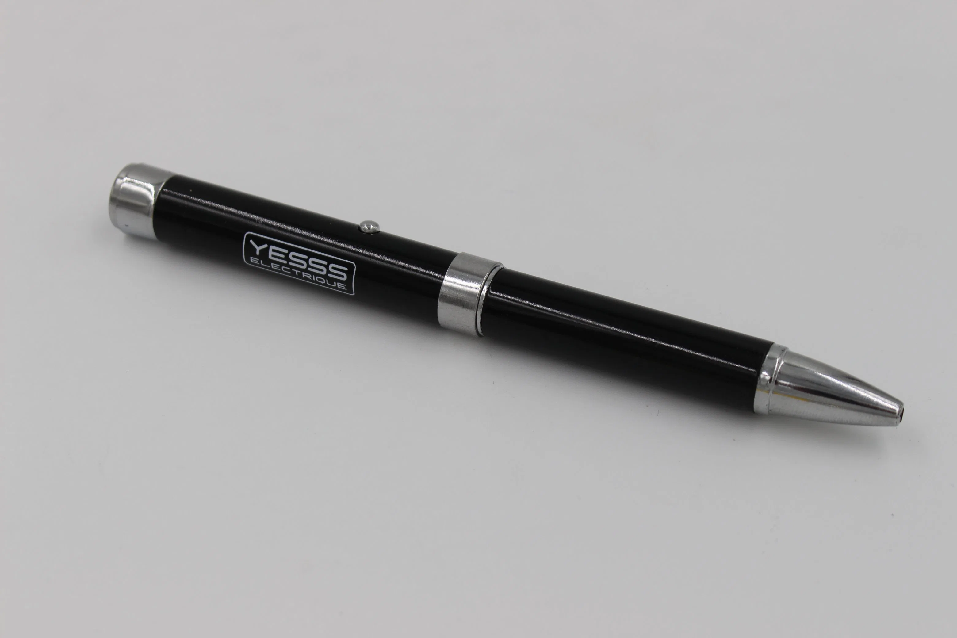 جهاز عرض ذو شعار معدني مع إضاءة خفيفة مخصصة من المصنع قلم LED قلم مصباح وامض مع عينات جاهزة للعرض متوفرة