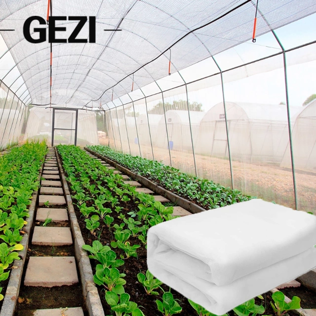 Matériau de protection de ligne de l'agriculture Indoor anti insectes plantes formant tunnel de la compensation pour la collecte de maillage à effet de serre net