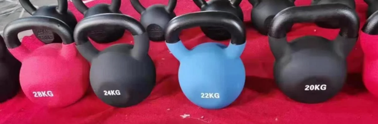 High quality/High cost performance  Lacquer Handle with Plastic Dipping Kettlebell