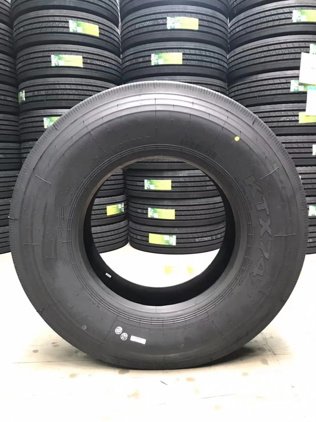 11R22.5 TBR neumático, de alta calidad de los neumáticos de camiones y autobuses, neumático radial, buen precio de fábrica de Tailandia