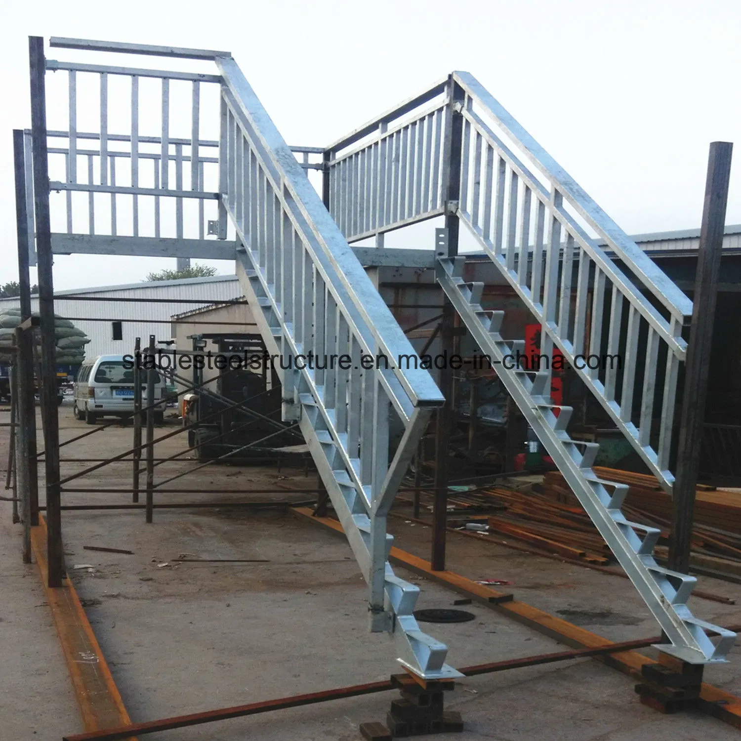 Galvanized Outdoor Steel Structure Metal Fabrication Stair for Sale