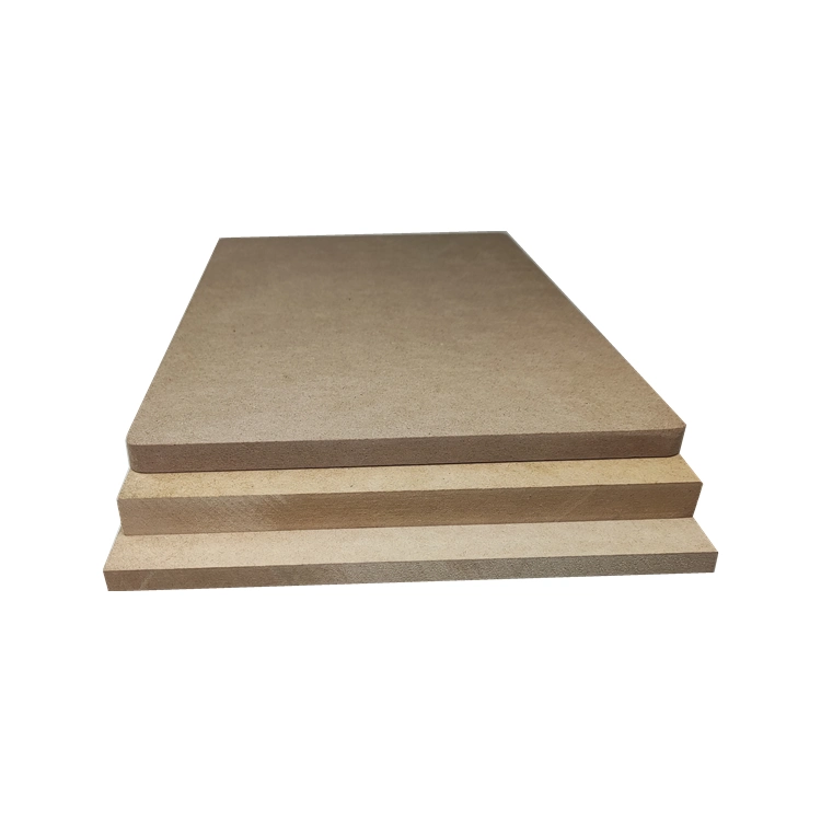 1830*2440mm 2mm bis 40mm unregelmäßige Größe Einfache MDF-Platte für Möbel