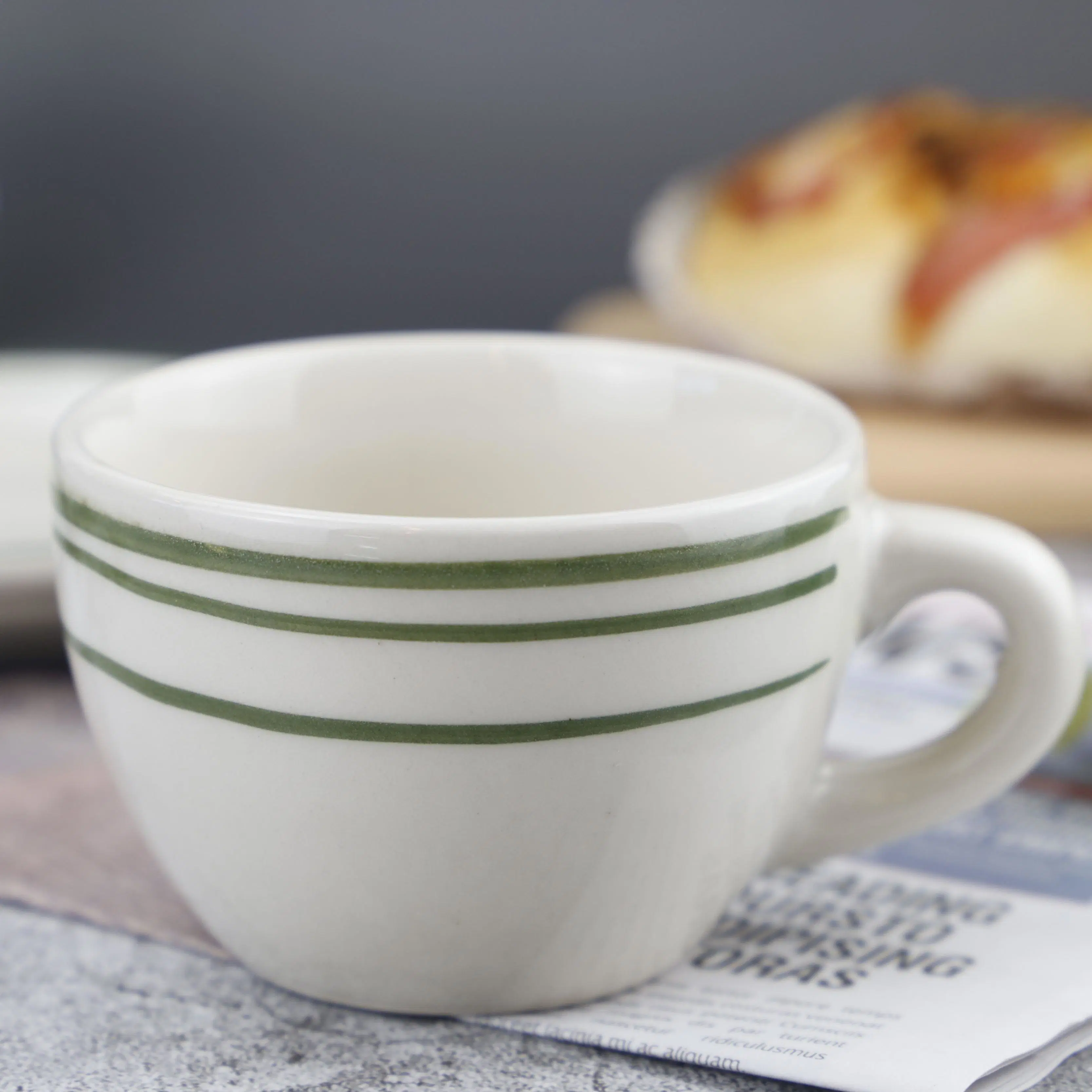 Hote Sale Calssic Ceramic línea verde taza de café conjunto para Uso del restaurante