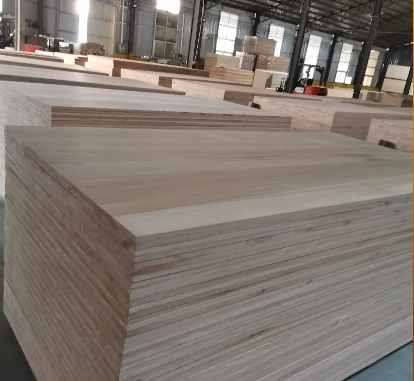 Hot Sales Factory Wholesale/Supplier Paulownia Solid Edge Glued Wood for Taekwondo Practice Board