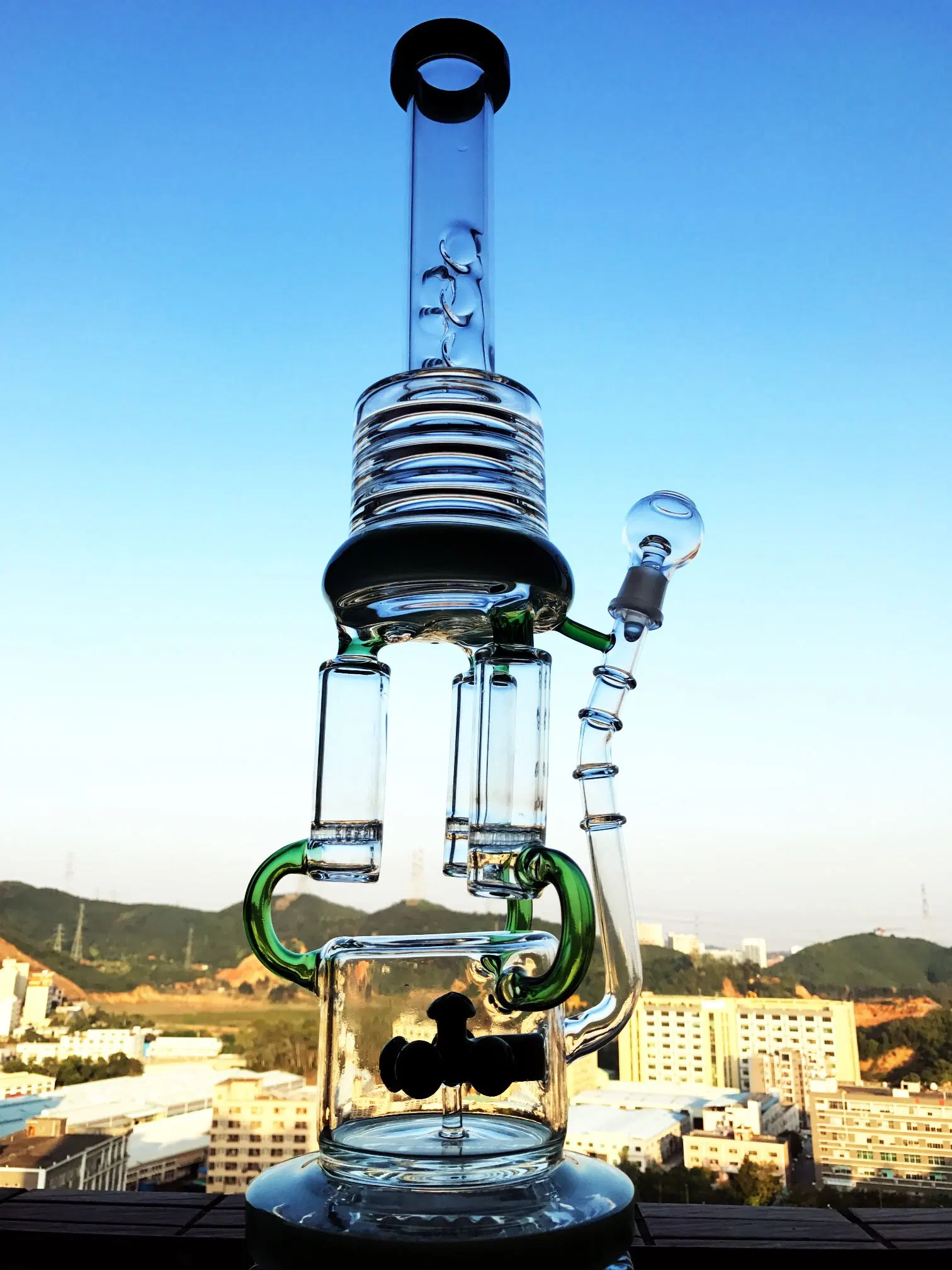 Chine prix d'usine douche champignon PERC verre tuyau d'eau en gros Grande couleur bol en verre pour bateaux de haute qualité de tabac recyclé Pipes en verre, bécher tête B