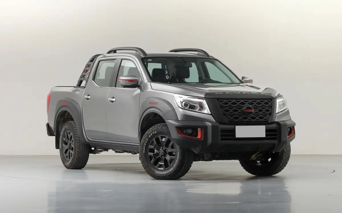 Nissan Navara Chinese pick-up camions automobiles neufs pick-up essence Voitures d'occasion Diesel 4X4 essence car essence Cargo véhicules ce