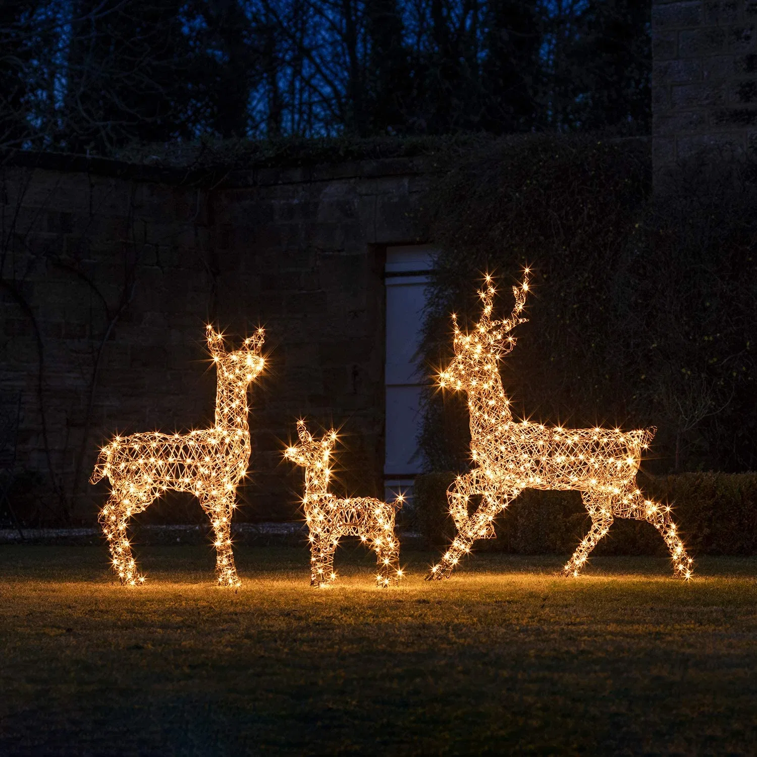 Large Outdoor Waterproof Christmas Reindeer Motif Lights for Street Decoration