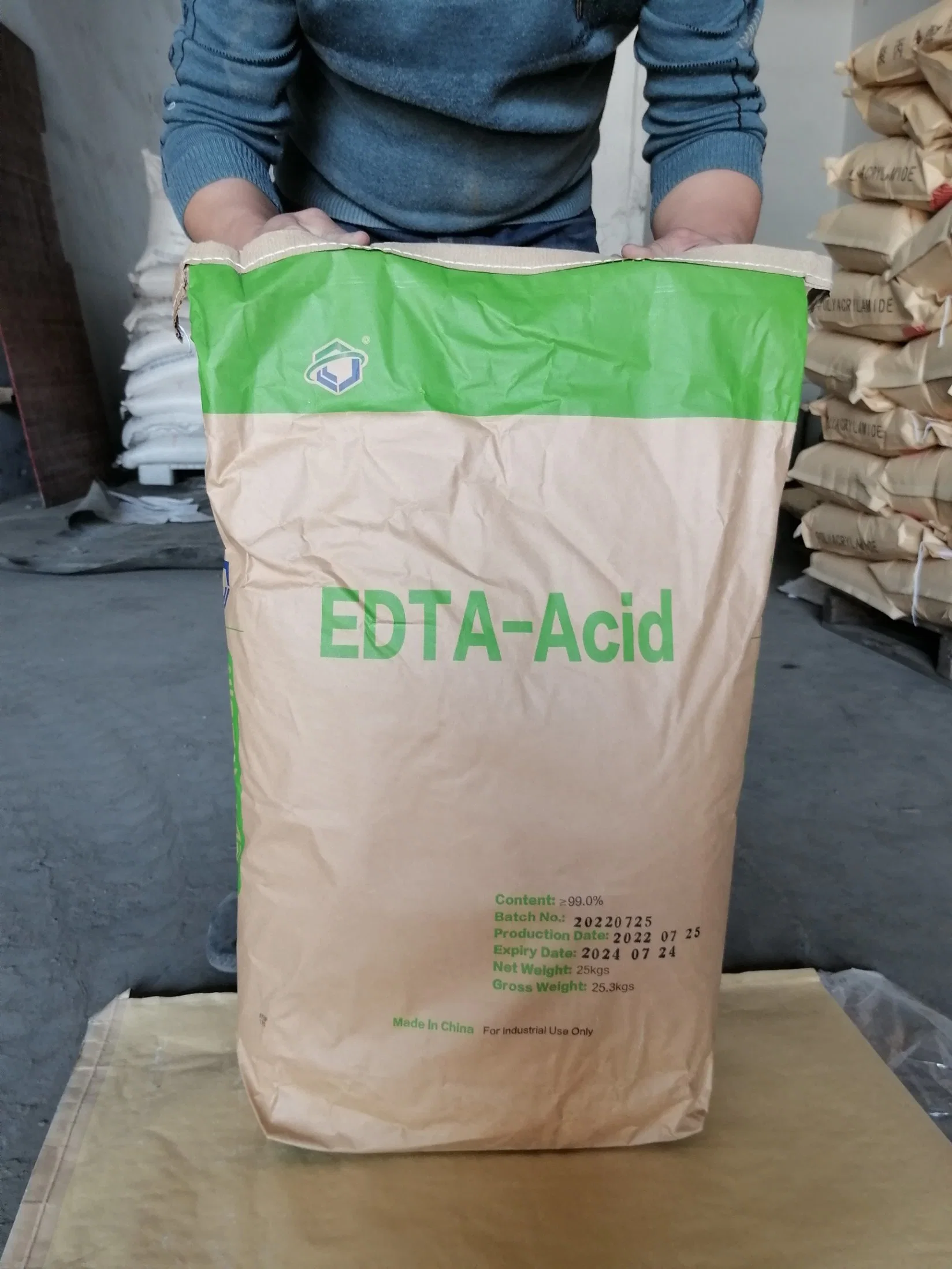 إمداد المواد الخام الكيميائية عالية الجودة لإثيلين حمض إيتا حمض الأسيتيك (Tetracic Acid