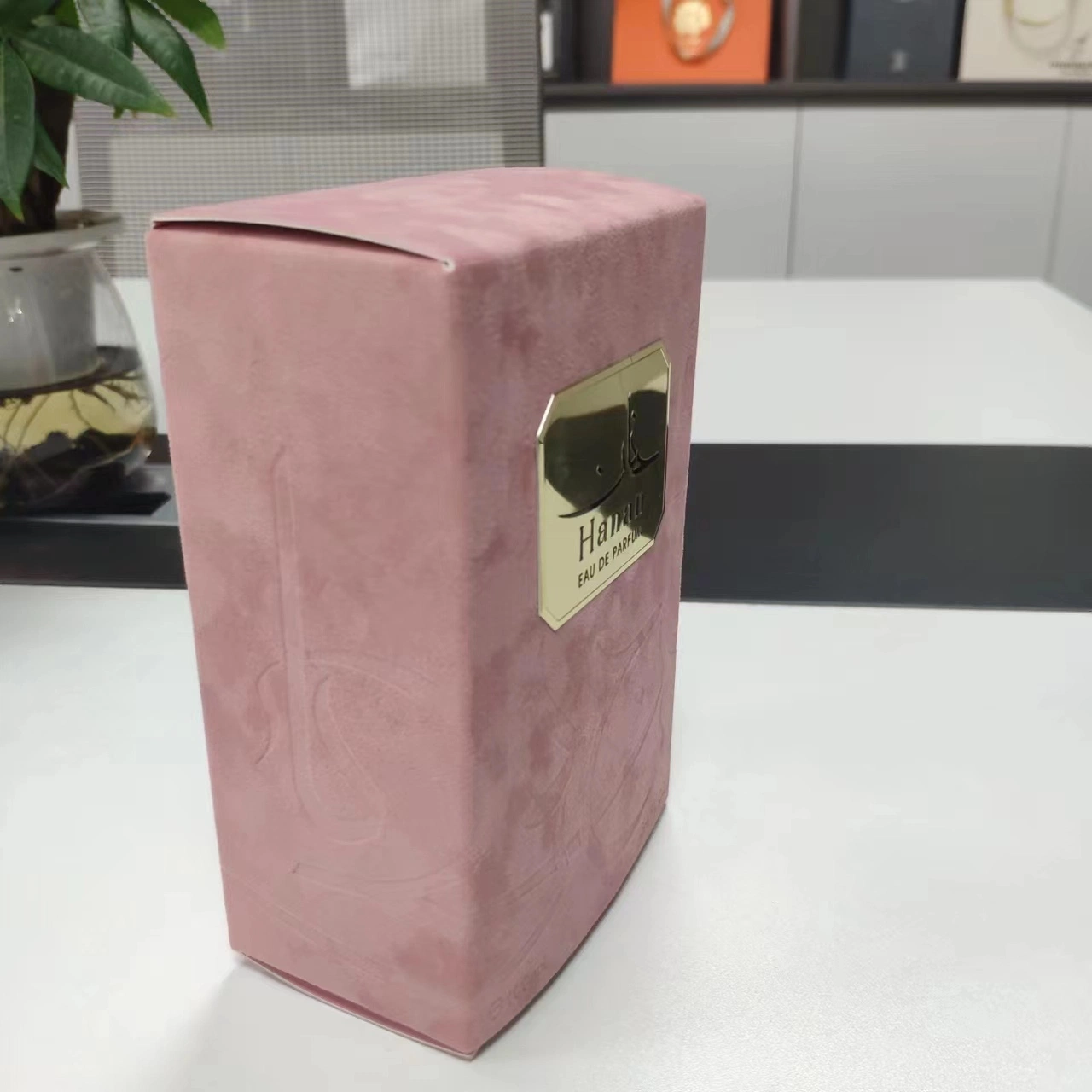 Caja de cartón para embalaje y envío o regalos