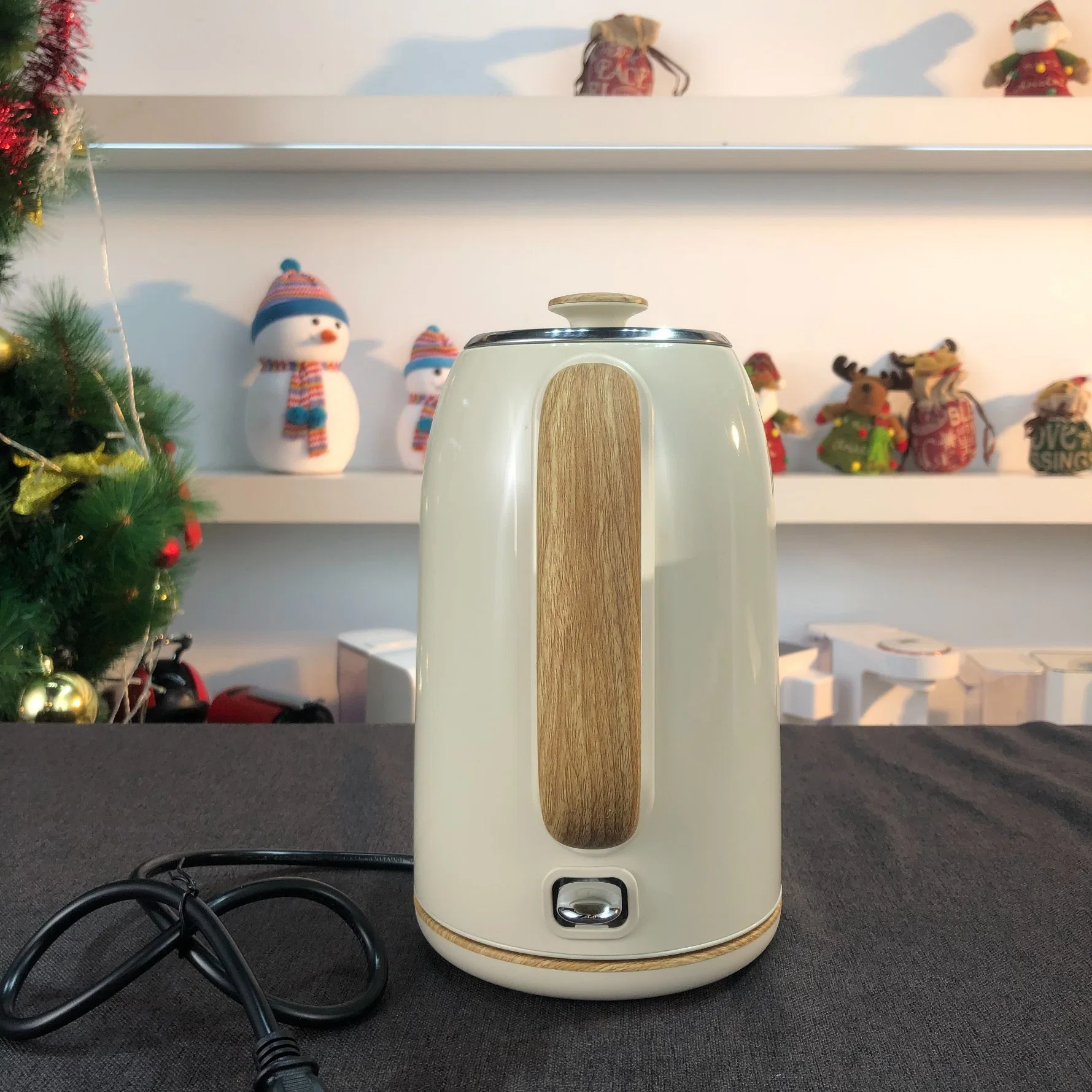 2023 Factory New Design Wholesale/Supplier Wooden Grain Handle 1.7L 1500W Electric Hot Water Kettle with Dry Boil and Overheat Protection